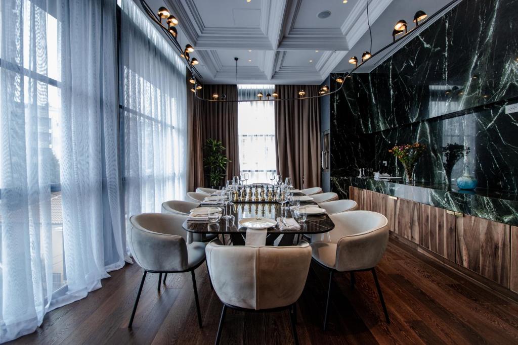 ๐ช๐ฒ๐ฒ๐ธ๐ฒ๐ป๐ฑ ๐๐๐
๐๐ฟ๐ ๐ฉ๐๐ฃ ๐ฎ ๐ง๐ถ๐ฟ๐ฎ๐ป๐ฎ โ ๐๐๐ฝ๐ฒ๐ฟ๐ถ๐ฒ๐ป๐๐ฎ ๐ฃ๐ฟ๐ถ๐๐ฎ๐๐ฎ ๐๐น๐น ๐๐ป๐ฐ๐น๐๐๐ถ๐๐ฒ - immagine 6