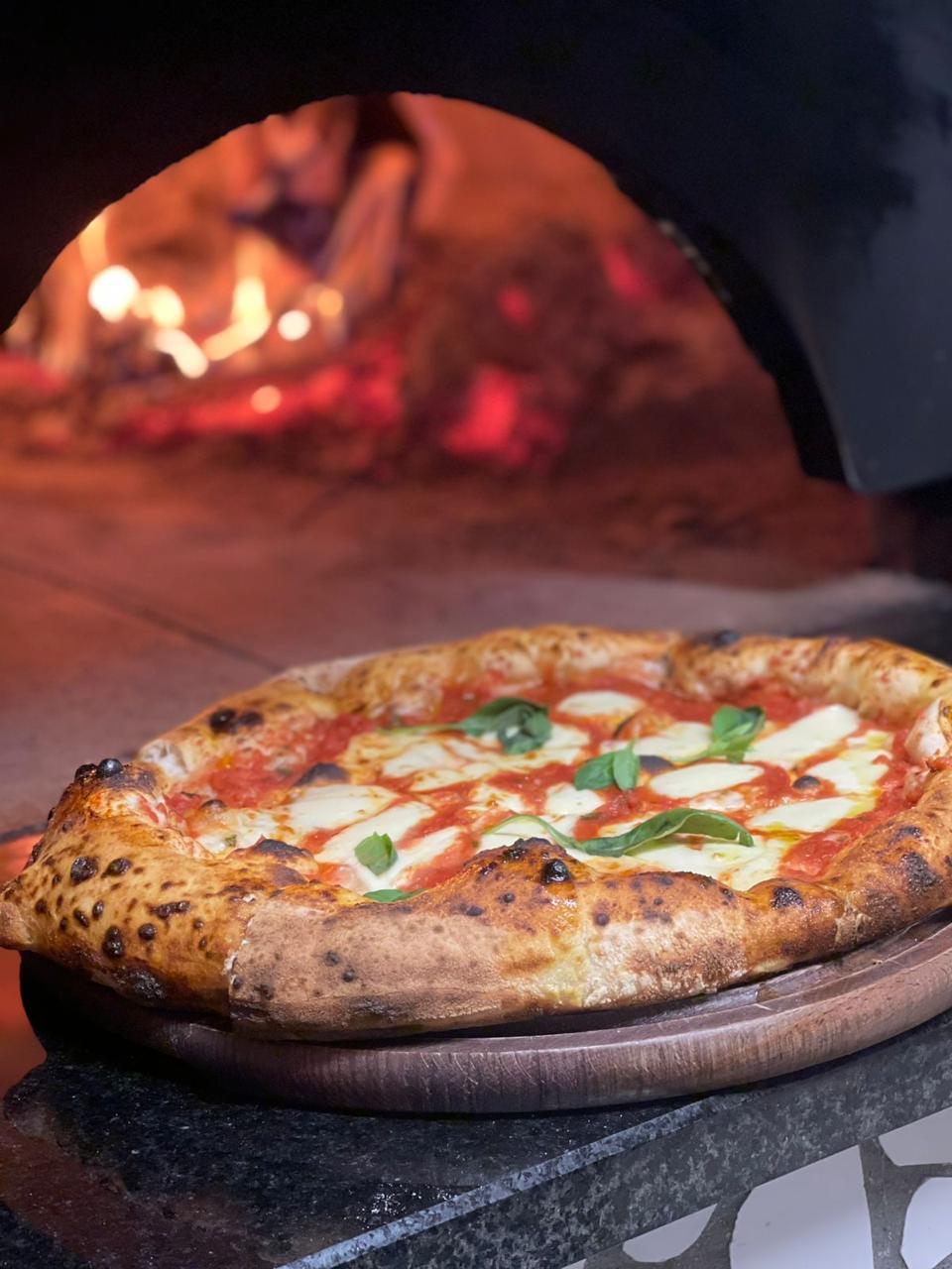 ๐๐๐ฝ๐ฒ๐ฟ๐ถ๐ฒ๐ป๐๐ฎ ๐ฃ๐ถ๐๐๐ฎ ๐ก๐ฎ๐ฝ๐ผ๐น๐ฒ๐๐ฎ๐ป๐ฎ ๐ฎ๐น๐น๐ฎ ๐ฃ๐ถ๐๐๐ฒ๐ฟ๐ถ๐ฎ ๐๐๐ณ๐ณ๐ฎ๐น๐ผ ๐ฝ๐ฒ๐ฟ ๐ฎ ๐ฃ๐ฒ๐ฟ๐๐ผ๐ป๐ฒ